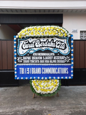 Papan Bunga Duka di Rum